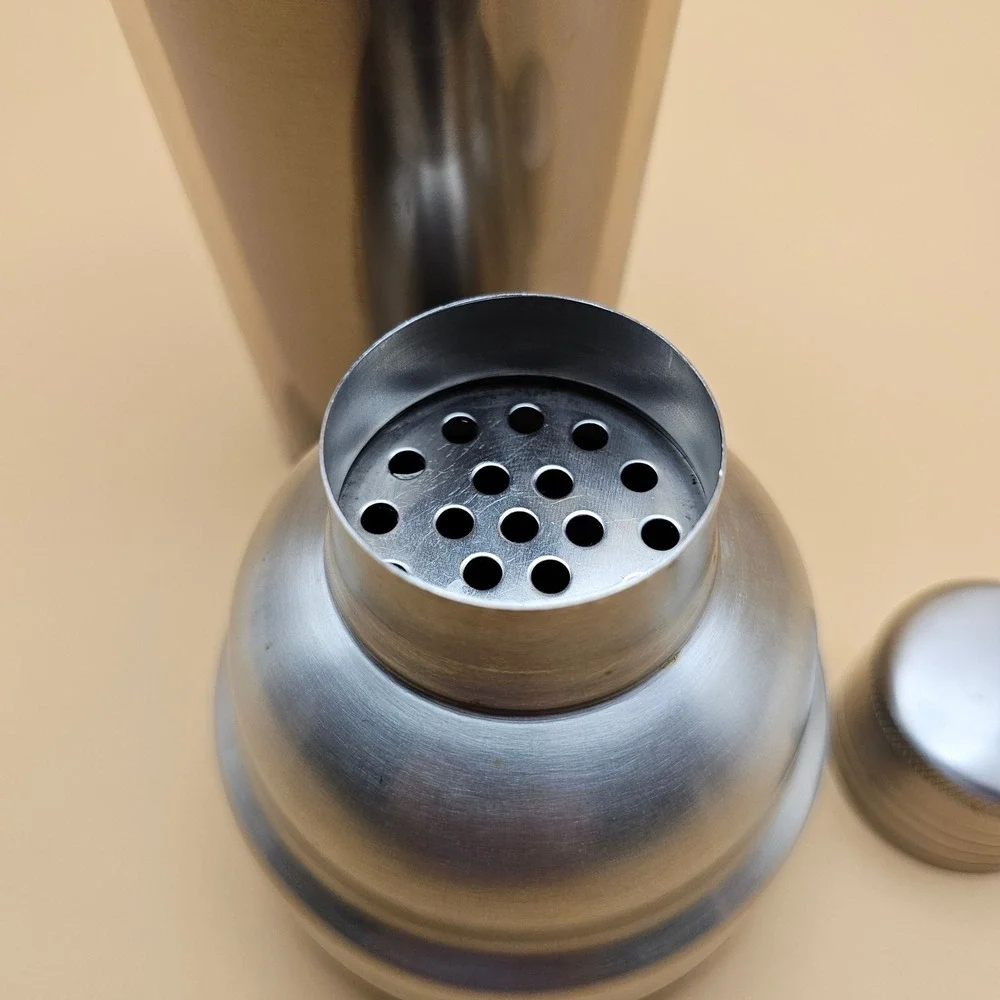 Stainless Steel Cocktail Shaker Bar Tool For‎ Mixology Drinks